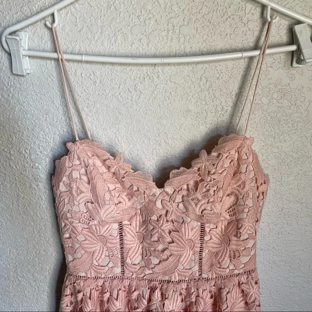 Club Monaco Nanhah Lace Dress - Picture 4 of 12